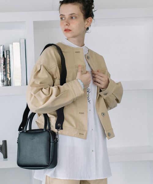 POU DOU DOU(プードゥドゥ)の「Dairy/wavyショルダー2wayバッグ(ショルダーバッグ・レディース・ブラック/アイボリー/グレー系/ダークグリーン・フリー)」の16枚目の写真