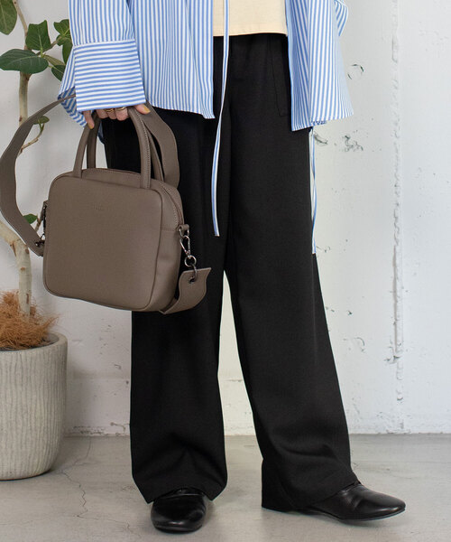 POU DOU DOU(プードゥドゥ)の「Dairy/wavyショルダー2wayバッグ(ショルダーバッグ・レディース・ブラック/アイボリー/グレー系/ダークグリーン・フリー)」の21枚目の写真