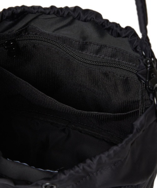 NEW ERA（ニューエラ）の「NEW ERA/ニューエラ ショルダーバック 2WAY ドローストリング ポーチ 3L ナイロンツイル ブラック/オリーブ/ネイビー 14392362/14392363/14750989（ショルダーバッグ・メンズ・ブラック/オリーブ/ネイビー・FREE）」の11枚目の写真