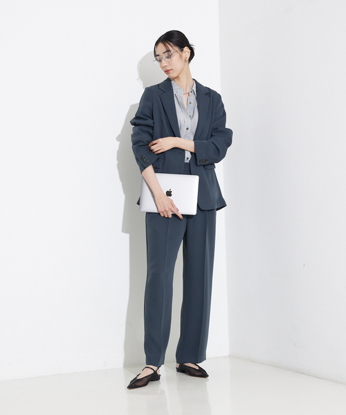 qualite(カリテ)の「【セットアップ対応】トルコサテンストレートパンツ/オフィスカジュアル(スラックス・レディース・アイボリー/ライム/チャコールグレー・36/38)」の10枚目の写真