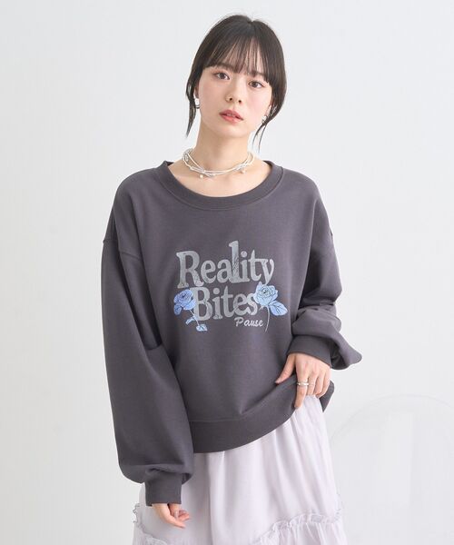 earth music&ecology（アースミュージックアンドエコロジー）の「コードリボン×パールチョーカー（ネックレス・レディース・ブラック/シルバー・FREE）」の5枚目の写真