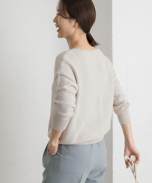 URBAN RESEARCH DOORS（アーバンリサーチドアーズ）の「コットンボートネックガーターKNIT（ニット/セーター・レディース・ライトグレー/ネイビー/モカ・MEDIUM）」の16枚目の写真