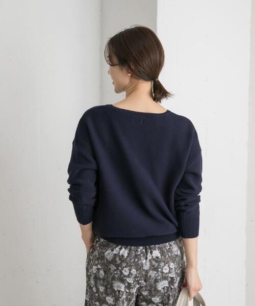 URBAN RESEARCH DOORS（アーバンリサーチドアーズ）の「コットンボートネックガーターKNIT（ニット/セーター・レディース・ライトグレー/ネイビー/モカ・MEDIUM）」の6枚目の写真