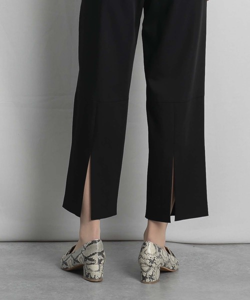 RAW FUDGE（ローファッジ）の「バックスリットストレートパンツ（スラックス・レディース・ブラック/ネイビー/ベージュ・M）」の19枚目の写真