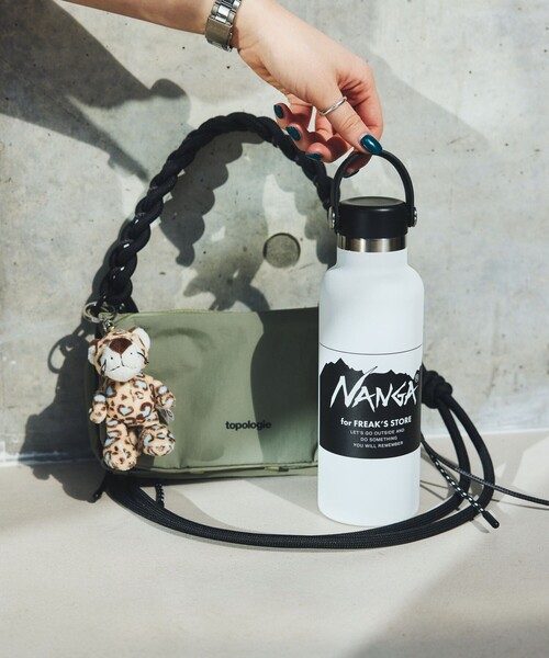 NANGA（ナンガ）の「NANGA × Hydro Flask × FREAK'S STORE/ナンガ × ハイドロフラスク × フリークスストア 別注 18oz STANDARD MOUTH ハイドロフラスク スタンダードマウス（水筒・メンズ・ホワイト/ブラック/ベージュ/グレー/オレンジ/ライトグレー・ONE SIZE）」の2枚目の写真