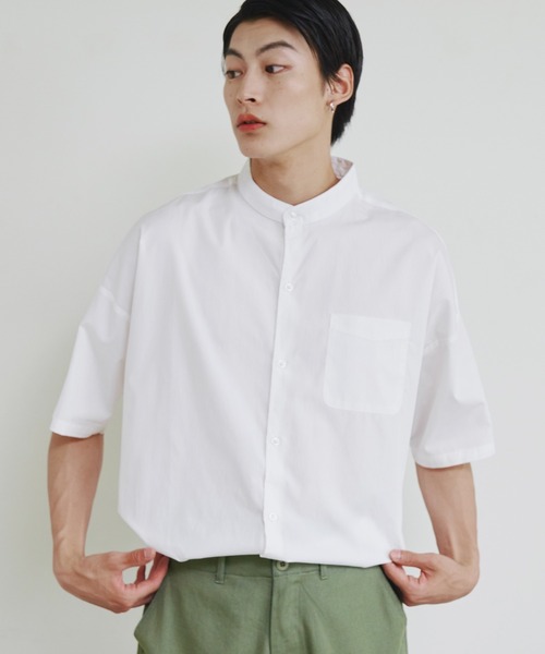 COMMON WARE(コモンウェアー)の「COMMONWARE:ビッグサイズバンドカラーシャツS/S(シャツ/ブラウス・メンズ・イエロー/ホワイト/グリーン/グリーン系/サックスブルー系/グレイッシュベージュ/ブラック×ホワイト/ラベンダー/ホワイト×ブルー/サックスブルー・XL/M/L)」の12枚目の写真