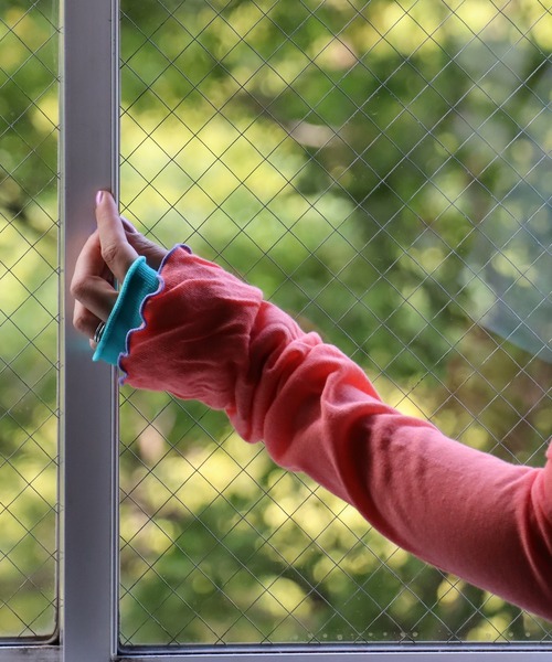 KIVISDOU（キビスドウ）の「チューリップフリル ＵＶカット アームカバー（アームカバー・レディース・マスタード/ライトグレー/グリーン/レッド・F）」の21枚目の写真