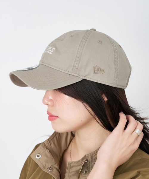 NEW ERA(ニューエラ)の「【NEW ERA×MICA&DEAL】ロゴ刺繍コラボレーションCAP-9TWENTY(キャップ・レディース・アイボリー/グレイッシュベージュ/ベージュ/ネイビー・FREE)」の15枚目の写真