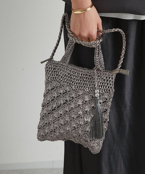 un dix cors（アンディコール）の「メタリック柄編みミニショルダー（ショルダーバッグ・レディース・ブロンズ/シルバー・FREE）」の7枚目の写真