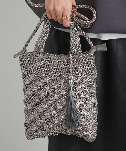 un dix cors（アンディコール）の「メタリック柄編みミニショルダー（ショルダーバッグ・レディース・ブロンズ/シルバー・FREE）」の5枚目の写真