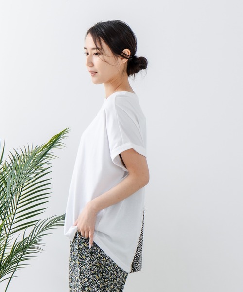 JEANS MATE（ジーンズメイト）の「【汗染みの目立ちにくいTシャツ ZEROSTAIN/ゼロステイン】ロールカフラウンドヘムTシャツ 撥水・防汚加工 涼しい・透けにくい 大人カジュアル（Tシャツ/カットソー・レディース・ダークグリーン/スミクロ/ブラック/ホワイト/オフホワイト/パープル・MEDIUM/LARGE）」の17枚目の写真