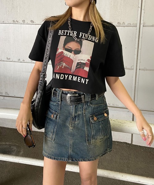 non-hedge(ノンヘッジ)の「転写プリントショート丈Tシャツ(Tシャツ/カットソー・レディース・ブラック/グレー/オフホワイト/ベージュ/チャコール・FREE)」の9枚目の写真