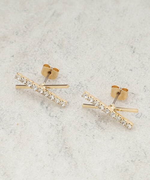 OPAQUE.CLIP（オペークドットクリップ）の「ビジュー×メタルピアス（ピアス（両耳用）・レディース・シルバー/ゴールド・00）」の3枚目の写真