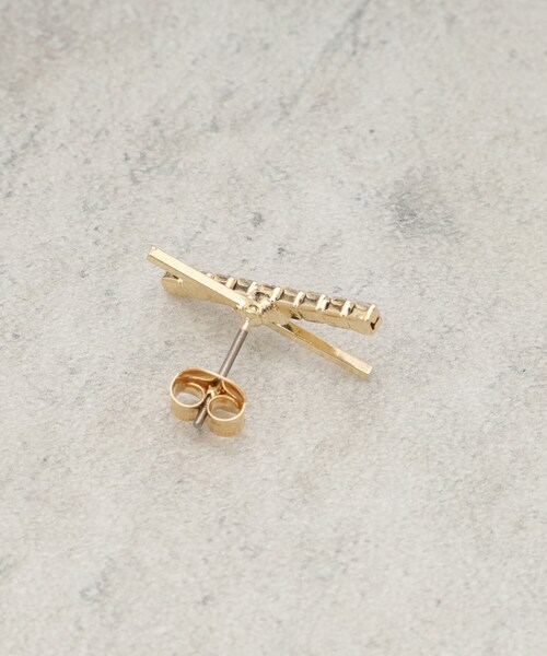 OPAQUE.CLIP（オペークドットクリップ）の「ビジュー×メタルピアス（ピアス（両耳用）・レディース・シルバー/ゴールド・00）」の5枚目の写真