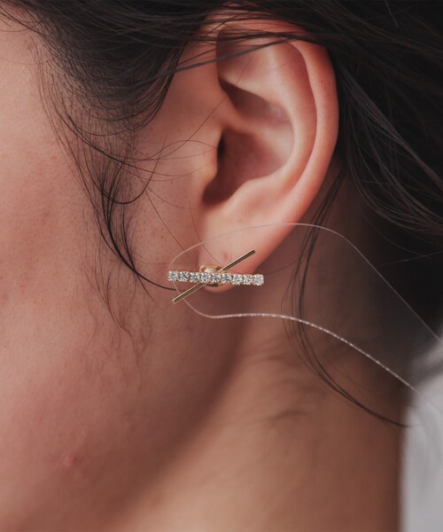 OPAQUE.CLIP（オペークドットクリップ）の「ビジュー×メタルピアス（ピアス（両耳用）・レディース・シルバー/ゴールド・00）」の6枚目の写真