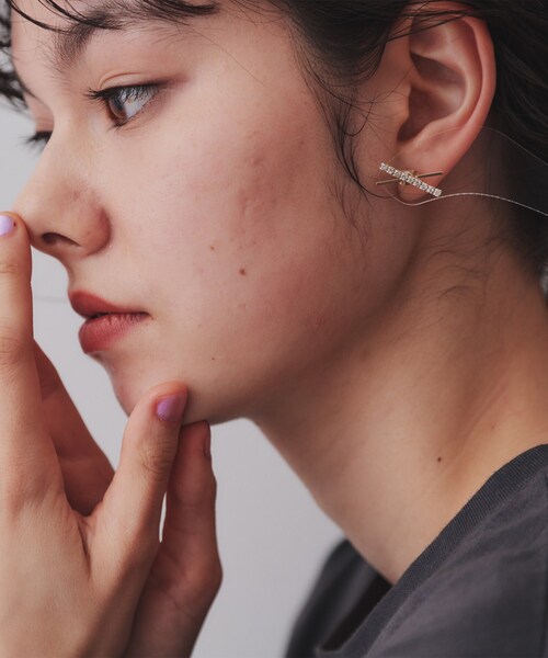 OPAQUE.CLIP（オペークドットクリップ）の「ビジュー×メタルピアス（ピアス（両耳用）・レディース・シルバー/ゴールド・00）」の7枚目の写真