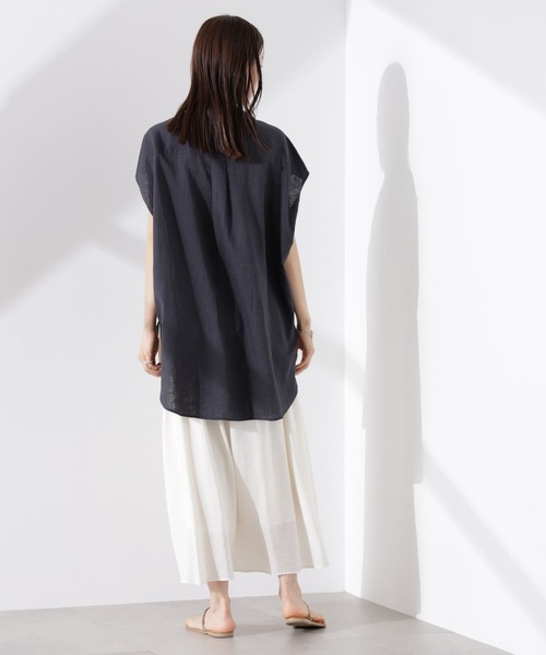 NANO universe(ナノユニバース)の「Anti Smell Linen フレンチスリーブシャツ(シャツ/ブラウス・レディース・ホワイト/ブラウン/チャコール・FREE)」の9枚目の写真