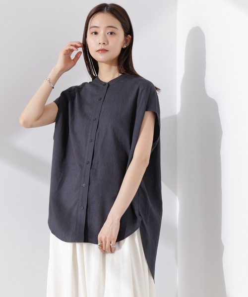 NANO universe(ナノユニバース)の「Anti Smell Linen フレンチスリーブシャツ(シャツ/ブラウス・レディース・ホワイト/ブラウン/チャコール・FREE)」の4枚目の写真