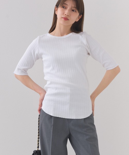 OMNES(オムネス)の「【接触冷感】リブ5分袖Tシャツ(Tシャツ/カットソー・レディース・グリーン/ベージュ/アイボリー/ブラック/ホワイト・FREE)」の10枚目の写真