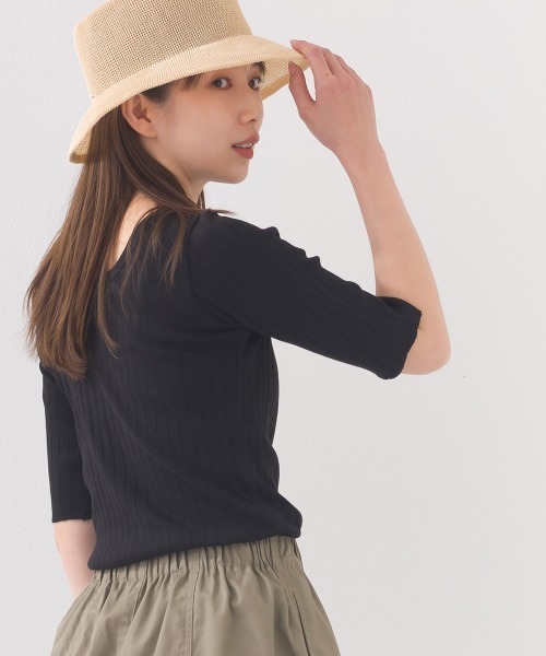 OMNES(オムネス)の「【接触冷感】リブ5分袖Tシャツ(Tシャツ/カットソー・レディース・グリーン/ベージュ/アイボリー/ブラック/ホワイト・FREE)」の18枚目の写真
