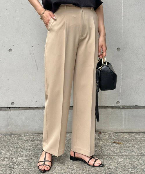 Emma Taylor(エマテイラー)の「リネンライクタックワイドパンツ(その他パンツ・レディース・ベージュ/ブラック/ネイビー・38/36)」の9枚目の写真