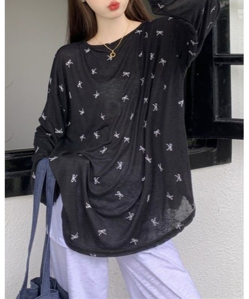 FUNdaysion(ファンデイション)の「バッククロスリボン柄シアートップス(Tシャツ/カットソー・レディース・ブラック/ホワイト・M)」の14枚目の写真