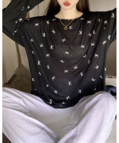 FUNdaysion(ファンデイション)の「バッククロスリボン柄シアートップス(Tシャツ/カットソー・レディース・ブラック/ホワイト・M)」の11枚目の写真