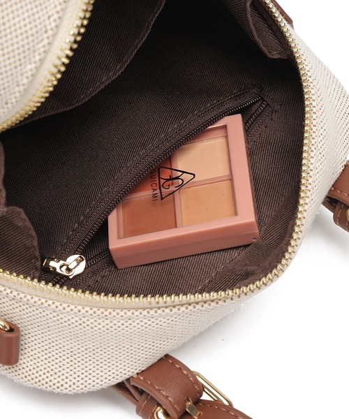 Ungrid(アングリッド)の「【Ungrid/アングリッド】雑材コンビ スクエアミニショルダーバッグ(かごバッグ・レディース・ブラウン/ホワイト/ブラック・FREE)」の5枚目の写真