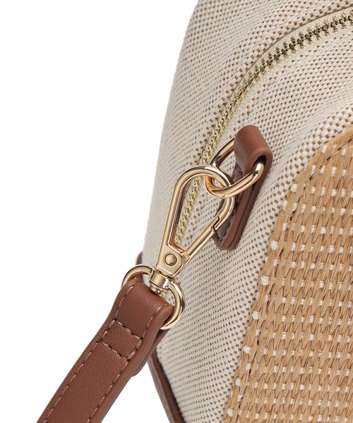 Ungrid(アングリッド)の「【Ungrid/アングリッド】雑材コンビ スクエアミニショルダーバッグ(かごバッグ・レディース・ブラウン/ホワイト/ブラック・FREE)」の16枚目の写真