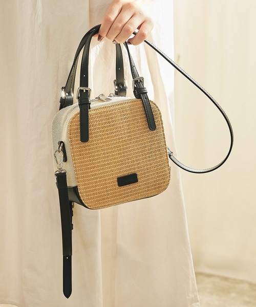 Ungrid(アングリッド)の「【Ungrid/アングリッド】雑材コンビ スクエアミニショルダーバッグ(かごバッグ・レディース・ブラウン/ホワイト/ブラック・FREE)」の8枚目の写真