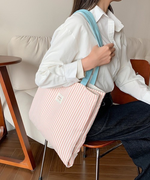 Mignonjour(ミニョンジュール)の「Mignonjour/配色ストライプトートバッグ M2755(トートバッグ・レディース・ピンク/グレー/ブルー・FREE)」の9枚目の写真