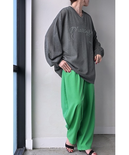 HUG.U(ハグユー)の「ロゴ刺繍メッシュニット(ニット/セーター・レディース・ターコイズブルー/ブラック/アイボリー/ダークグレー/マスタード・FREE)」の17枚目の写真