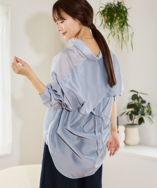 mysty woman(ミスティウーマン)の「バックデザインシアーシャツ574355(シャツ/ブラウス・レディース・ネイビー/ブラウン/アイボリー/グレイッシュブルー・FREE)」の4枚目の写真
