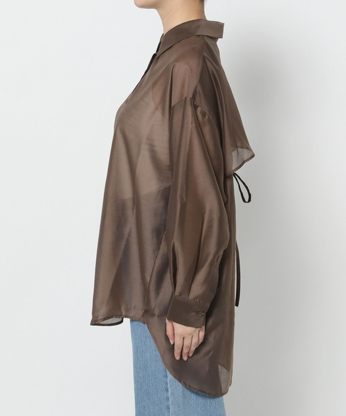 mysty woman(ミスティウーマン)の「バックデザインシアーシャツ574355(シャツ/ブラウス・レディース・ネイビー/ブラウン/アイボリー/グレイッシュブルー・FREE)」の21枚目の写真