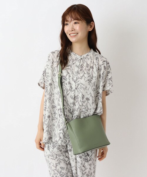one'sterrace(ワンズテラス)の「◆Legato Largo レトロシボショルダー(ショルダーバッグ・レディース・ライトグレー系8/ライトグリーン系・99)」の12枚目の写真
