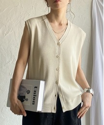 She's Closet（シーズクローゼット）の「深Vネックノーカラー前ボタンリネンタッチサマーニットベスト（ベスト）」