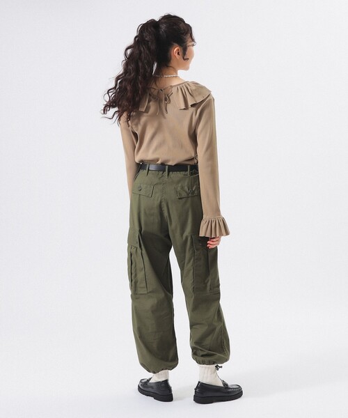 BEAMS BOY(ビームスボーイ)の「【2/5再値下げ】リブ フリル ギャザー ロングスリーブ(Tシャツ/カットソー・レディース・ネイビー/ベージュ/ホワイト系その他7・1/2)」の18枚目の写真