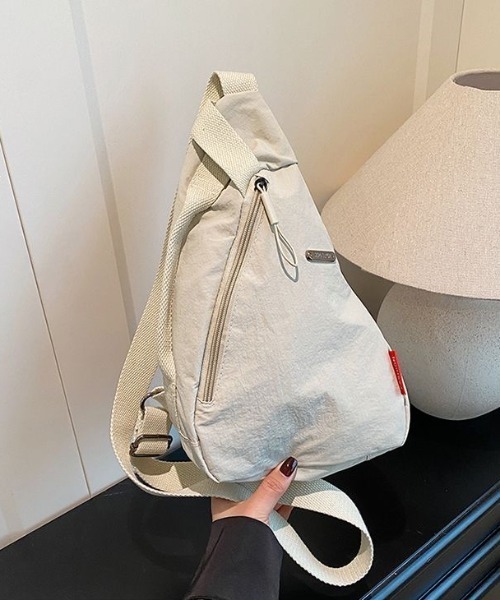 セール】ナイロン三角スリングバッグ（ショルダーバッグ）｜FreeZone