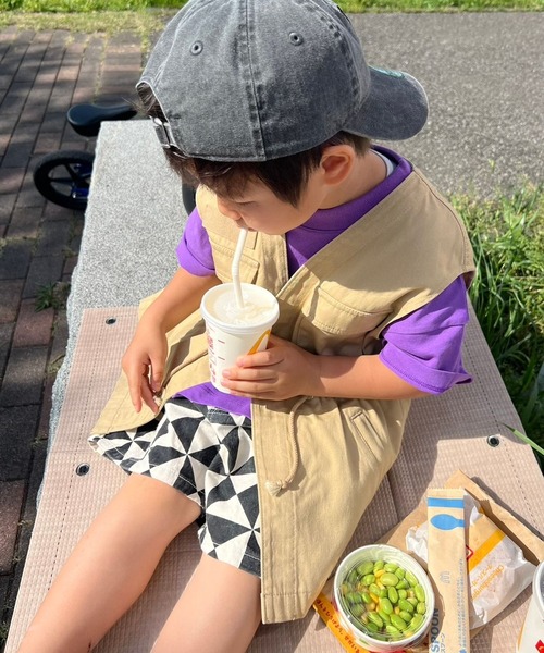 LOWRYS FARM（ローリーズファーム）の「mamiミリタリーキッズベスト　493563（ベスト・キッズ・カーキ/ブラック/ベージュ系その他・110cm/130cm）」の2枚目の写真