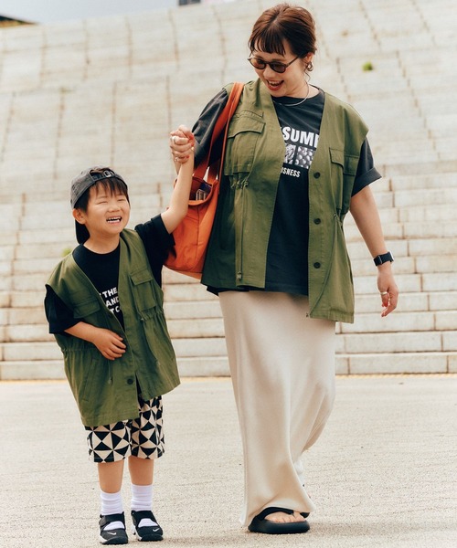 LOWRYS FARM（ローリーズファーム）の「mamiミリタリーキッズベスト　493563（ベスト・キッズ・カーキ/ブラック/ベージュ系その他・110cm/130cm）」の17枚目の写真