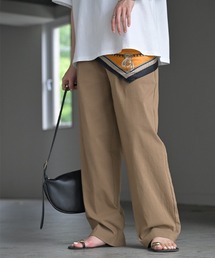 ストレッチタックストレートパンツ