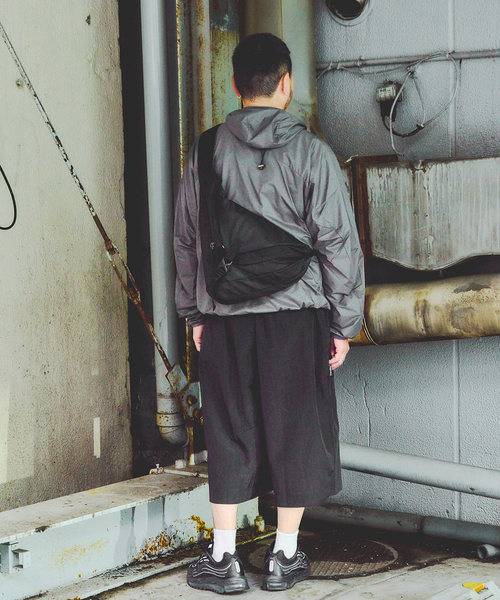 WISM（ウィズム）の「Dan Gee / ダン ジー FOLD BAG（ショルダーバッグ・メンズ・ブラック・FREE）」の20枚目の写真