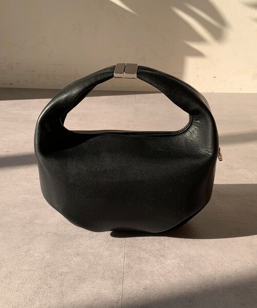 DouDou(ドゥドゥ)の「【WEB限定】メタルポイントショルダーバッグ(ショルダーバッグ・レディース・ベージュ/ボルドー/ブラック・FREE)」の8枚目の写真