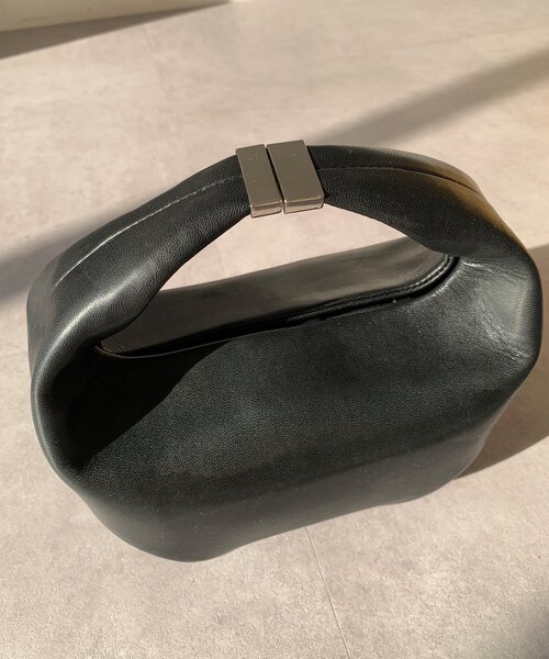 DouDou(ドゥドゥ)の「【WEB限定】メタルポイントショルダーバッグ(ショルダーバッグ・レディース・ベージュ/ボルドー/ブラック・FREE)」の9枚目の写真