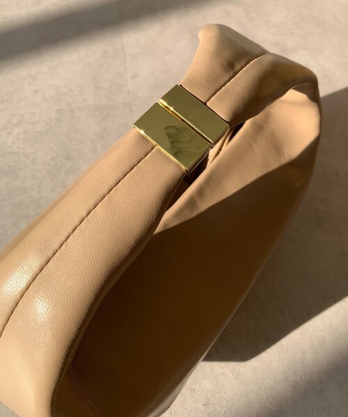 DouDou(ドゥドゥ)の「【WEB限定】メタルポイントショルダーバッグ(ショルダーバッグ・レディース・ベージュ/ボルドー/ブラック・FREE)」の14枚目の写真