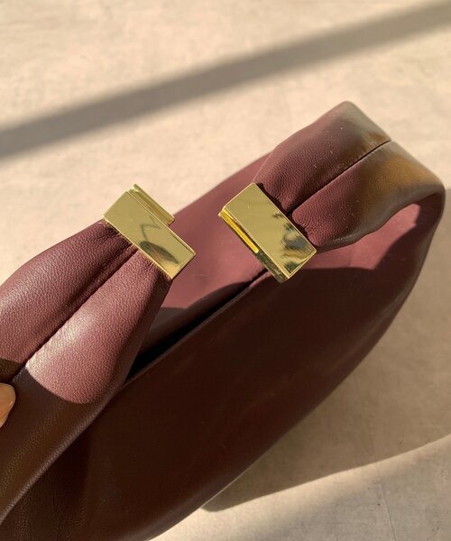 DouDou(ドゥドゥ)の「【WEB限定】メタルポイントショルダーバッグ(ショルダーバッグ・レディース・ベージュ/ボルドー/ブラック・FREE)」の22枚目の写真