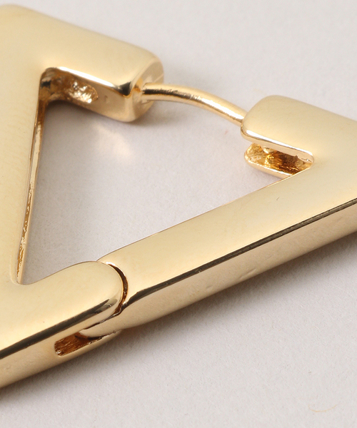 SLOBE IENA（スローブイエナ）の「Theia Jewelry/テイア ジュエリー トライアングルピアス 71043E0028（ピアス（両耳用）・レディース・ゴールド・FREE）」の6枚目の写真