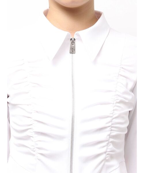 GYDA（ジェイダ）の「W ZIPギャザータイトシャツ（シャツ/ブラウス・レディース・オフホワイト/ブラック・FREE）」の6枚目の写真