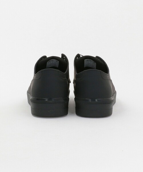 DESCENTE ALLTERRAIN＞ヴェルサー コートタイプ スニーカー