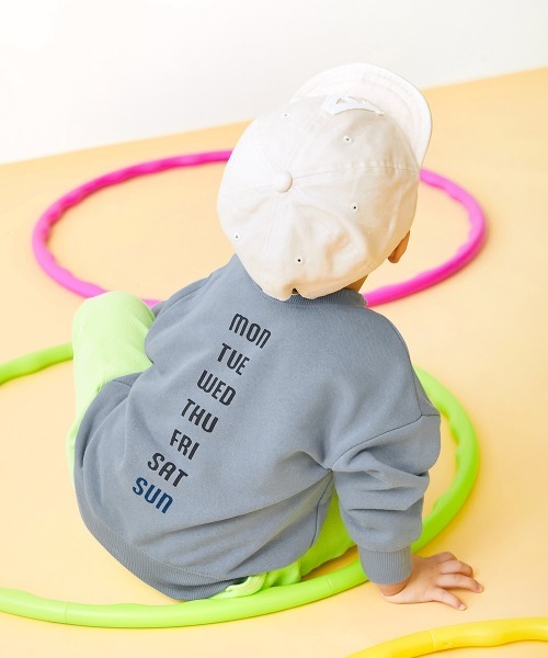 devirock(デビロック)の「【EN-JOY】どっちも前だから1人でお着替え 裏起毛じゃない カラフル トレーナー(スウェット・キッズ・ブルー系2/パープル系1/ブルー系1/グリーン系2/グリーン系3/グリーン系1/ピンク系1/ピンク系2/オレンジ系1/ブラック系1/ベージュ系1/グレー系1・80cm/90cm/110cm/100cm/120cm/130cm)」の8枚目の写真